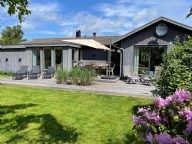 Fritidshus i Skummeslövsstrand